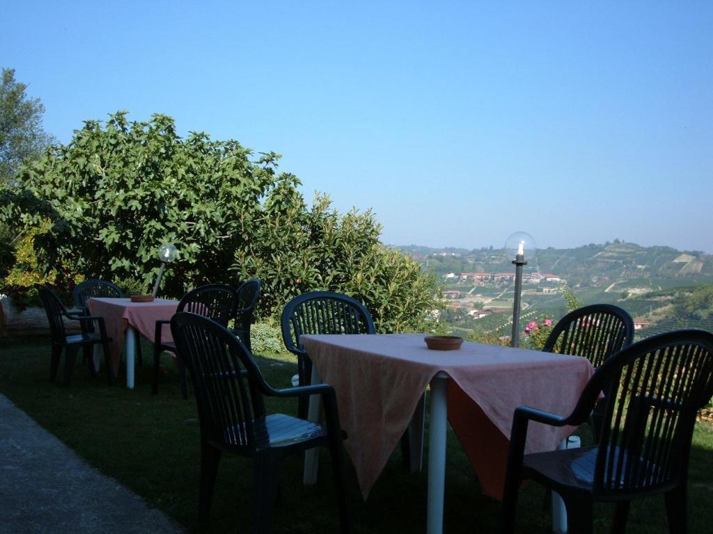 Agriturismo Cascina Vrona Villa Monteu Roero Kültér fotó
